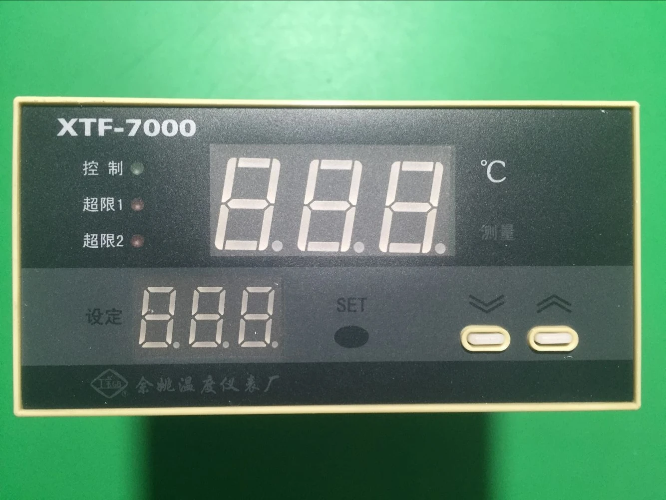 

XTF-700W Yuyao Temperature Instrument Factory XTF-7AC-A Gongbao Brand Temperature Control Meter XTF-7000 AC0-500A 0-300 degrees