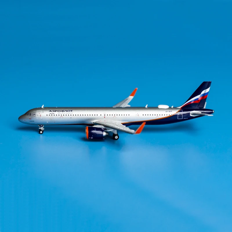 

New Product Diecast 1:400 Simulation Russian Aviation Airliner A321neo Alloy Model Desktop Decoration Gift