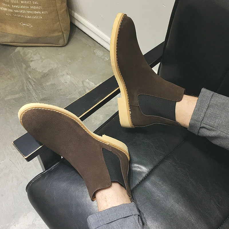 Yomior New Spring Vintage Men Casual Shoes Cow Suede High Quality Dress Ankle Boots Pointed Toe British Chelsea Boots Handmade