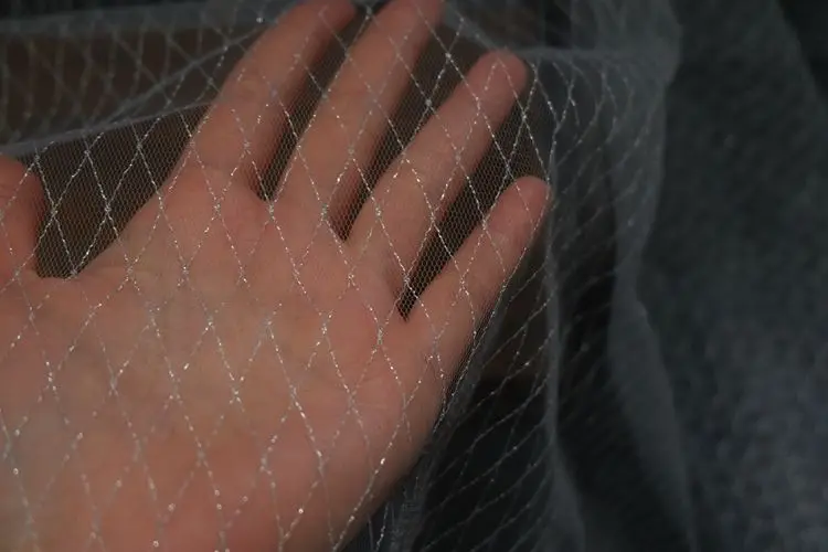150cm Wide 1meter/lot Thin Tulle Fabric Veil Lace Fabric Material Grid Black White Gold Silver Thread Decoration X1087