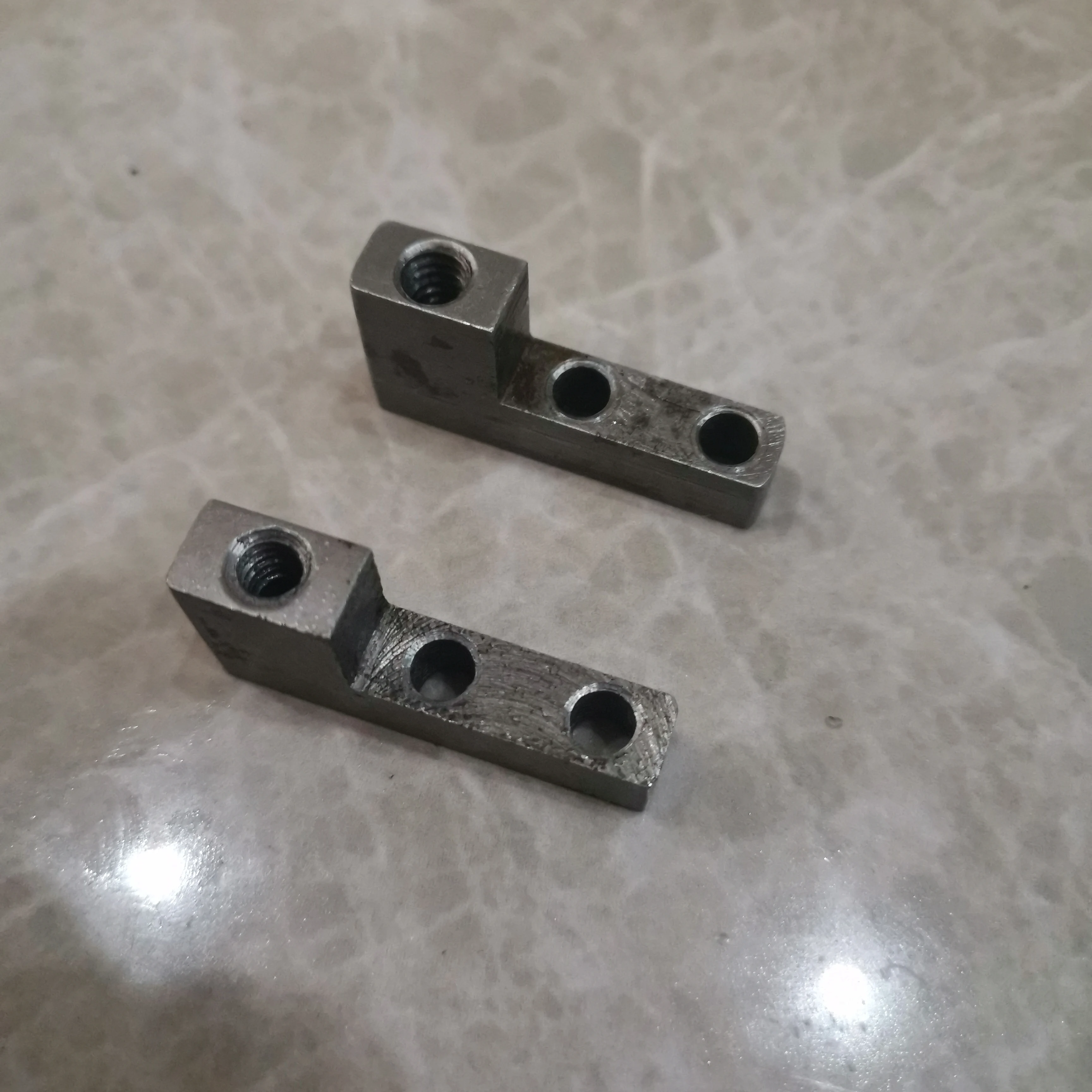 2 pcs ADJUST  block for ZQ-II electric Rug tufting machine