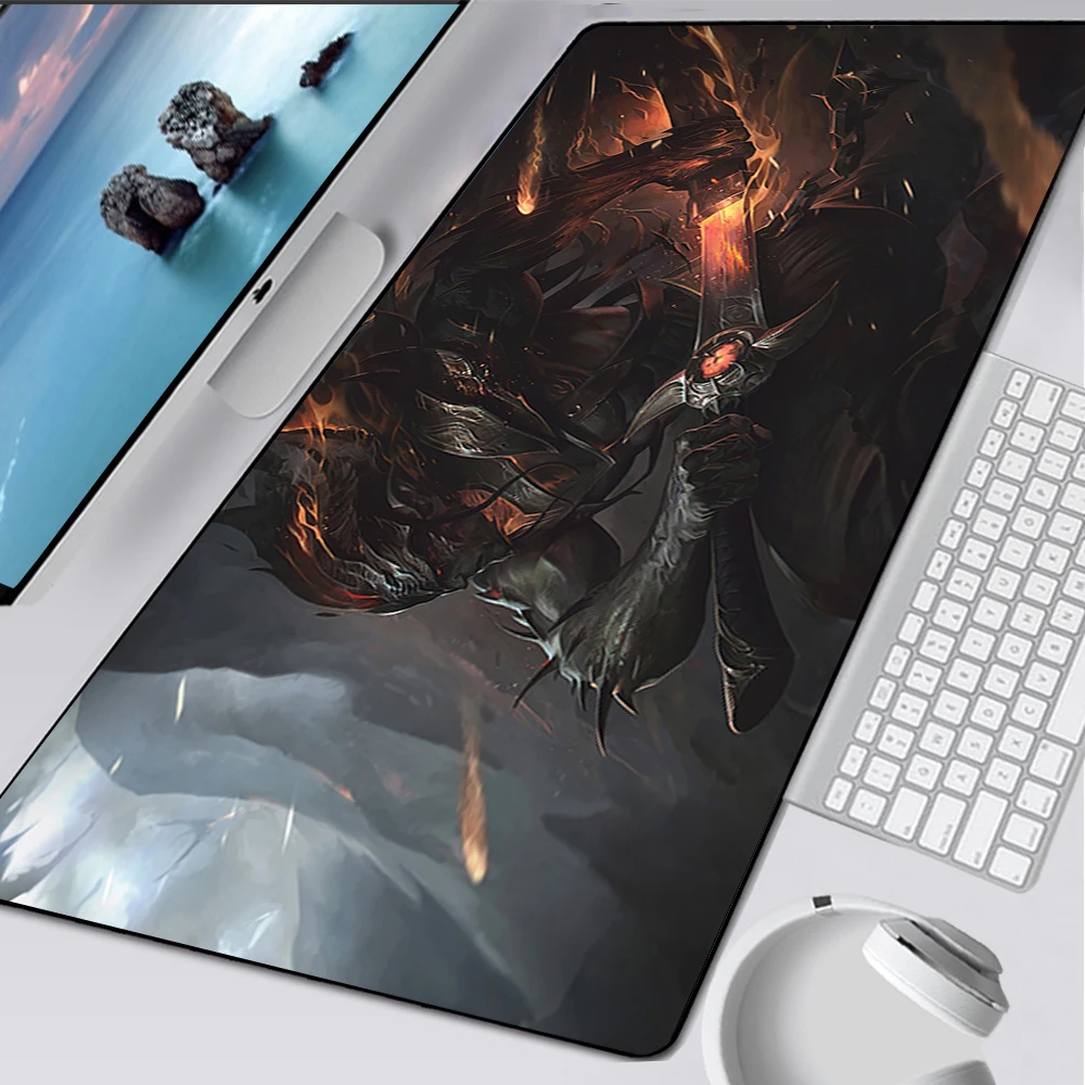 

Large Gaming Mouse Pad Computer Mousepad PC Gamer Mouse Mat Laptop Mausepad League of Legends Yasuo Carpet Keyboard Mat Desk Pad