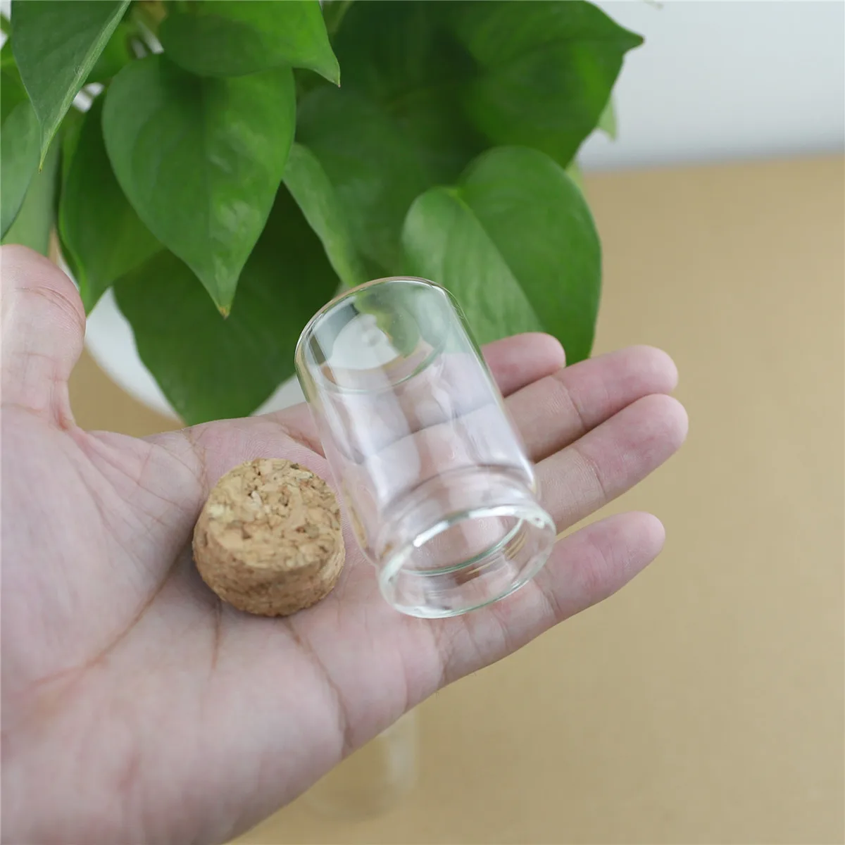 

24pcs/lot 37*60mm 40ml Mini Glass Bottles Storage Jar for Spice Corks spicy Bollte Containers tiny jars Vials With Cork Stopper