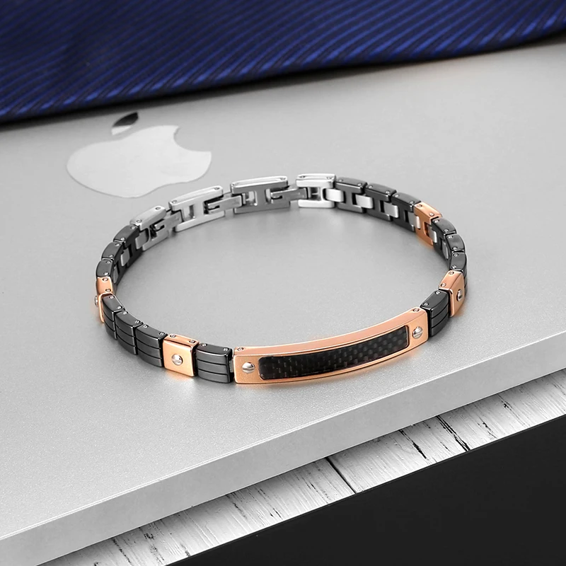 Moocare High End Fashion Black Carbon Fiber Arc Bend Rose Gold Color Contrast Design Black Ceramic Stainless Steel Bracelet