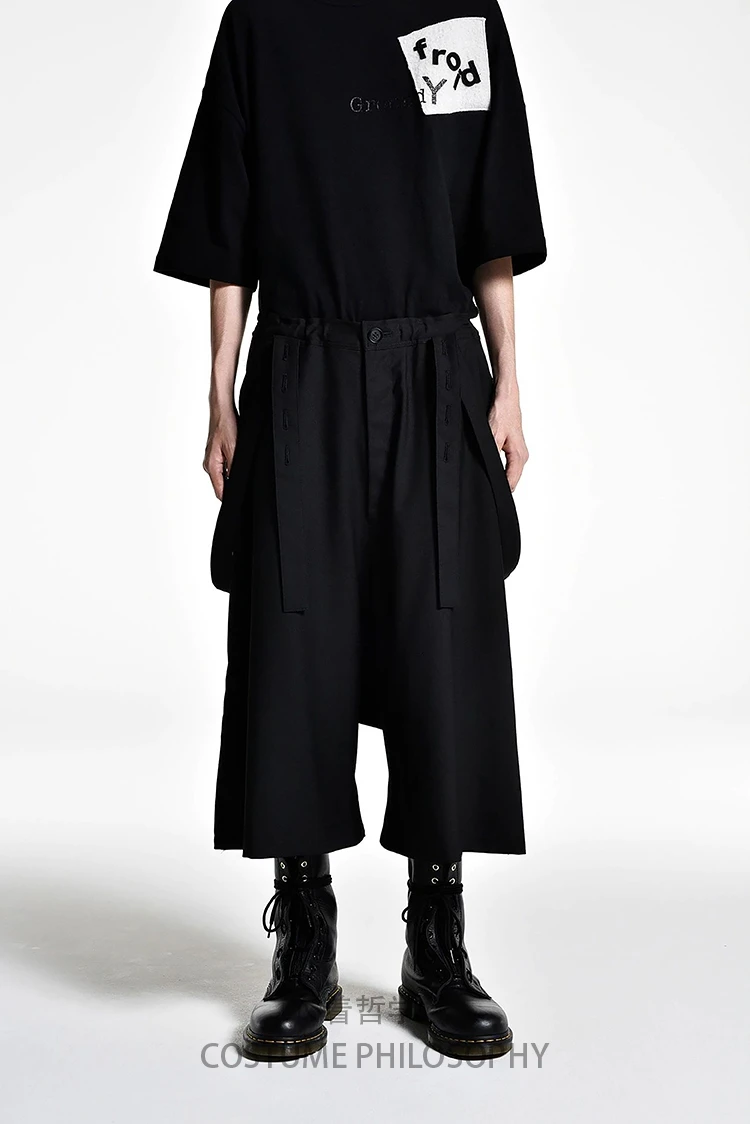 Men's wide leg slacks in dark, simple design, and loose oversize four-season overalls