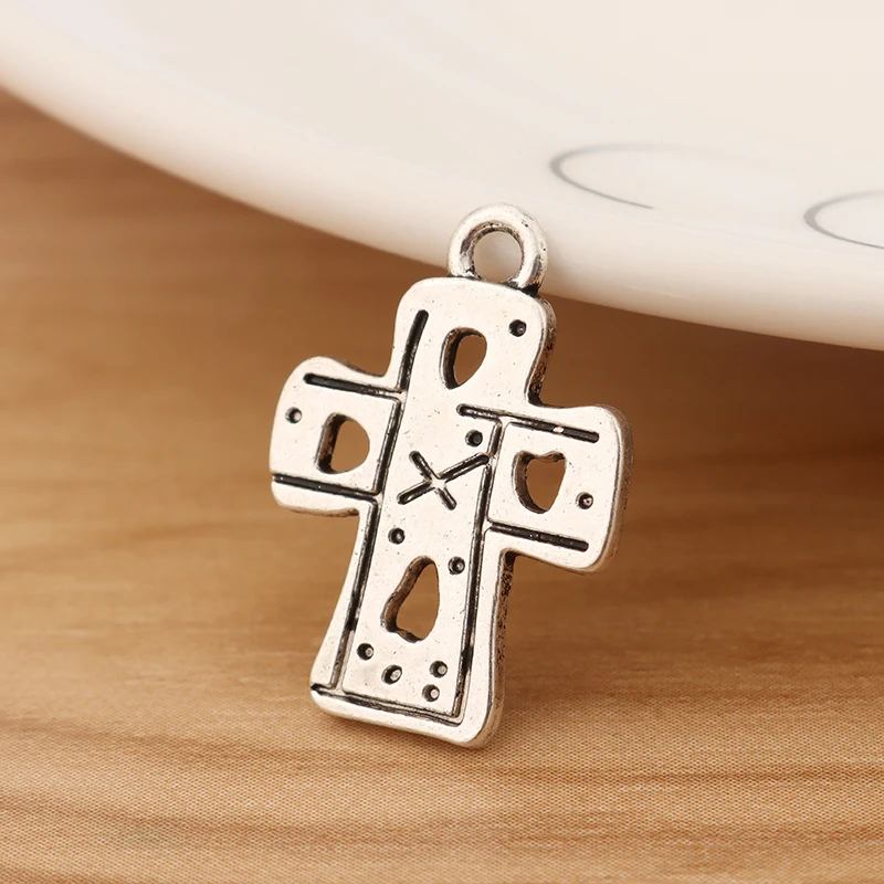 20 Pieces Tibetan Silver Cross Crucifix Charms Pendants Beads for Necklace Bracelet Jewellery Making Accessories 22x16mm