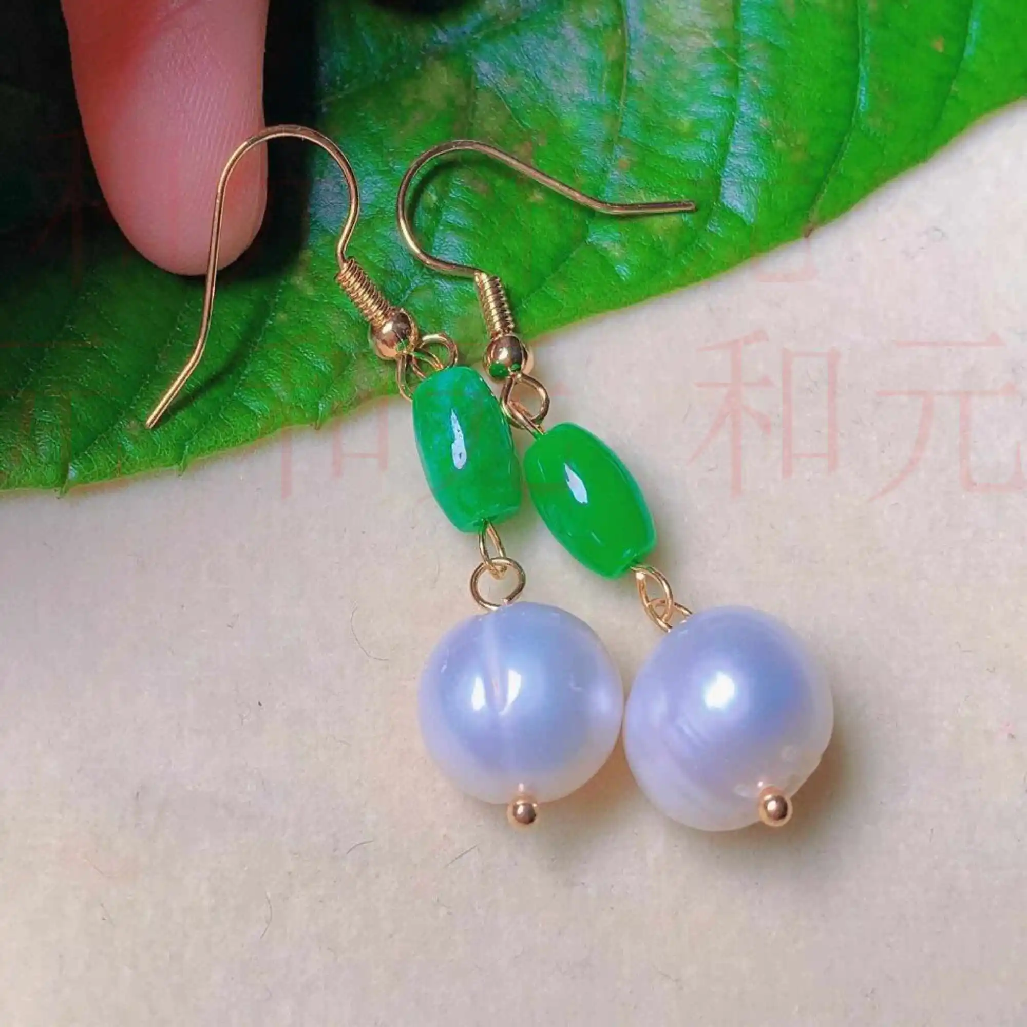 

Natural white freshwater baroque pearl green jade gold earrings gift Gift Women Diy