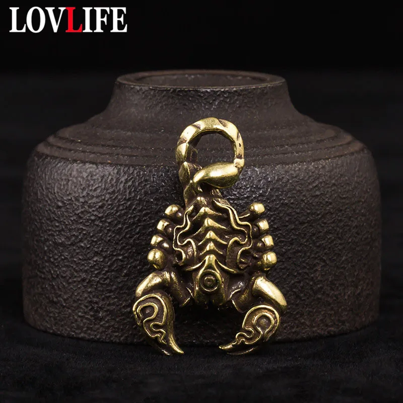 Solid Scorpion Keychain Pendant Pure Brass Animal Figurines Car Key Chain Hanging Jewelry Vintage Fashion Keyring Decor Pendants