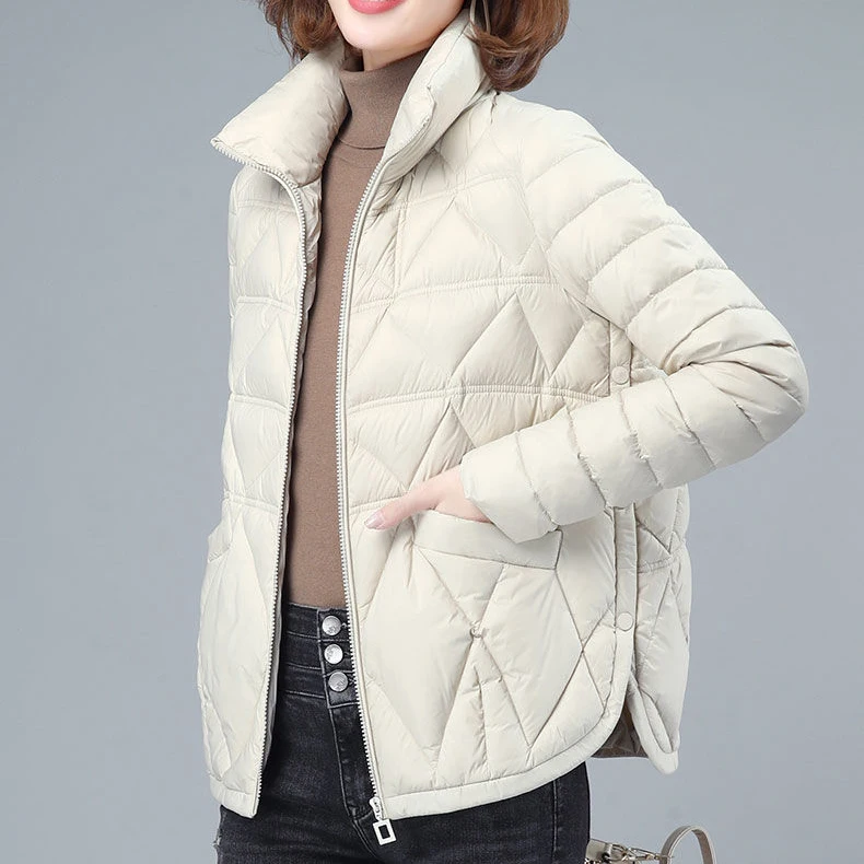 2021 winter new lightweight short down jacket women Korean fashion slim white duck down warm small jacket trend