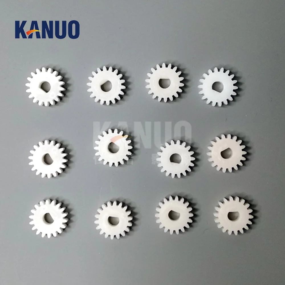 (12pcs/lot) A201189 Gear D18T White for Nortisu QSS 2301/2601/2701/2901/3001/3201/3301/3501/3701 Minlabs Spareparts