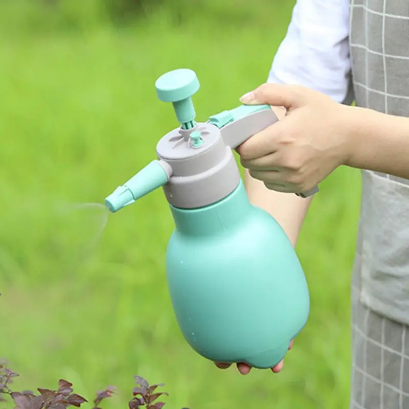 2L/1L Sprayer Portable Pressure Garden Fogger Bottle Kettle Plant Flowers Watering Can Pressurized Sprayer Gardening Tools