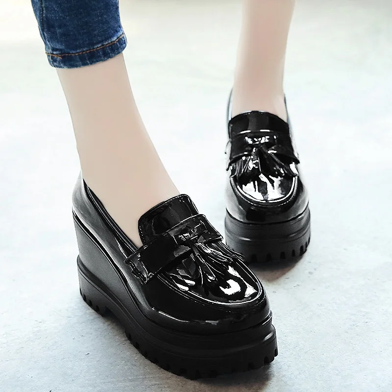 Brand Flat platform shoes woman high heels japanned leather derby fringe height increase wedges brogues student creeper mocasine