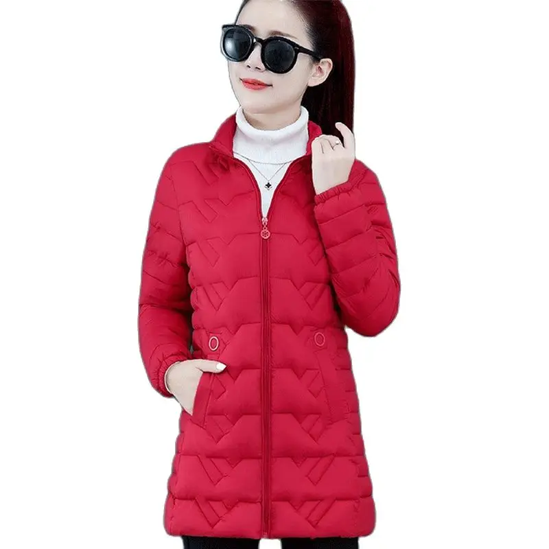 

Зимняя женская куртка средней длины из хлопка, новинка 2023, свободная парка с капюшоном, модная однотонная верхняя одежда, теплая Женская куртка