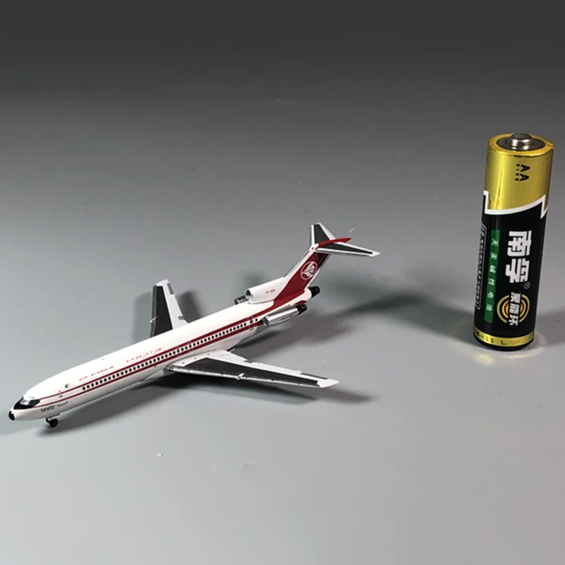 Diecast 1:500 Scale Airplane B727-200 Jet Aircraft Model Air Algerie Airlines with Landing Gear Alloy Plane Gift about 10CM