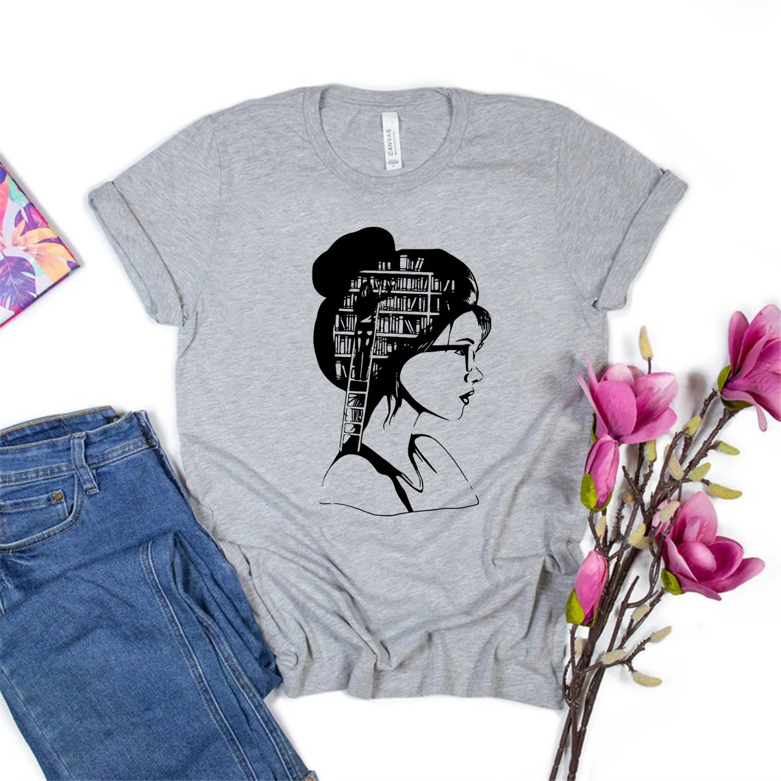 A Girl Who Loves Books T-Shirt Book Lover Shirt Reading T Shirt Bookworm Tee Women Graphic Tees Lady Girls Summer Tshirts Tops