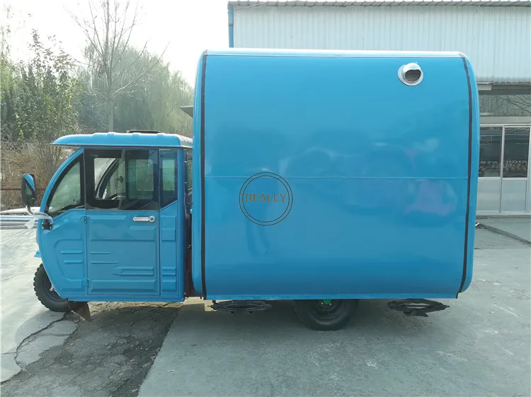 In magazzino benzina triciclo per adulti camion per alimenti distributore automatico di auto completamente chiuso bolla di caffè tè gelato carrello Mobile per alimenti In vendita