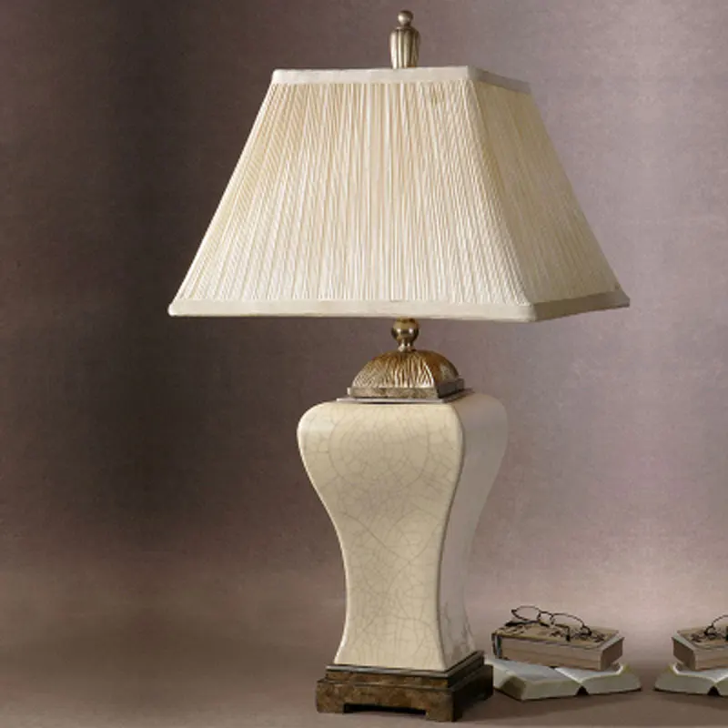 Table Lamp Bedside Lamp Ceramic Lamp Generous Luxury Table Lamps for Living Room Decorated Bedroom LED Lamps