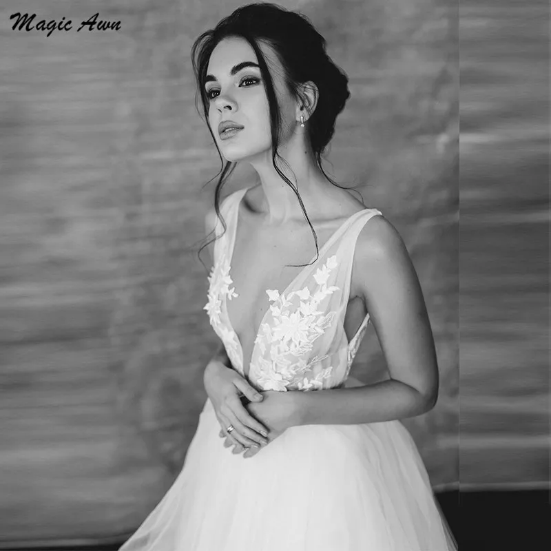 Magic Awn – robe de mariée élégante en dentelle, style Boho, effet d'illusion, col en v, dos ouvert, plage, ligne a, à volants, 2021