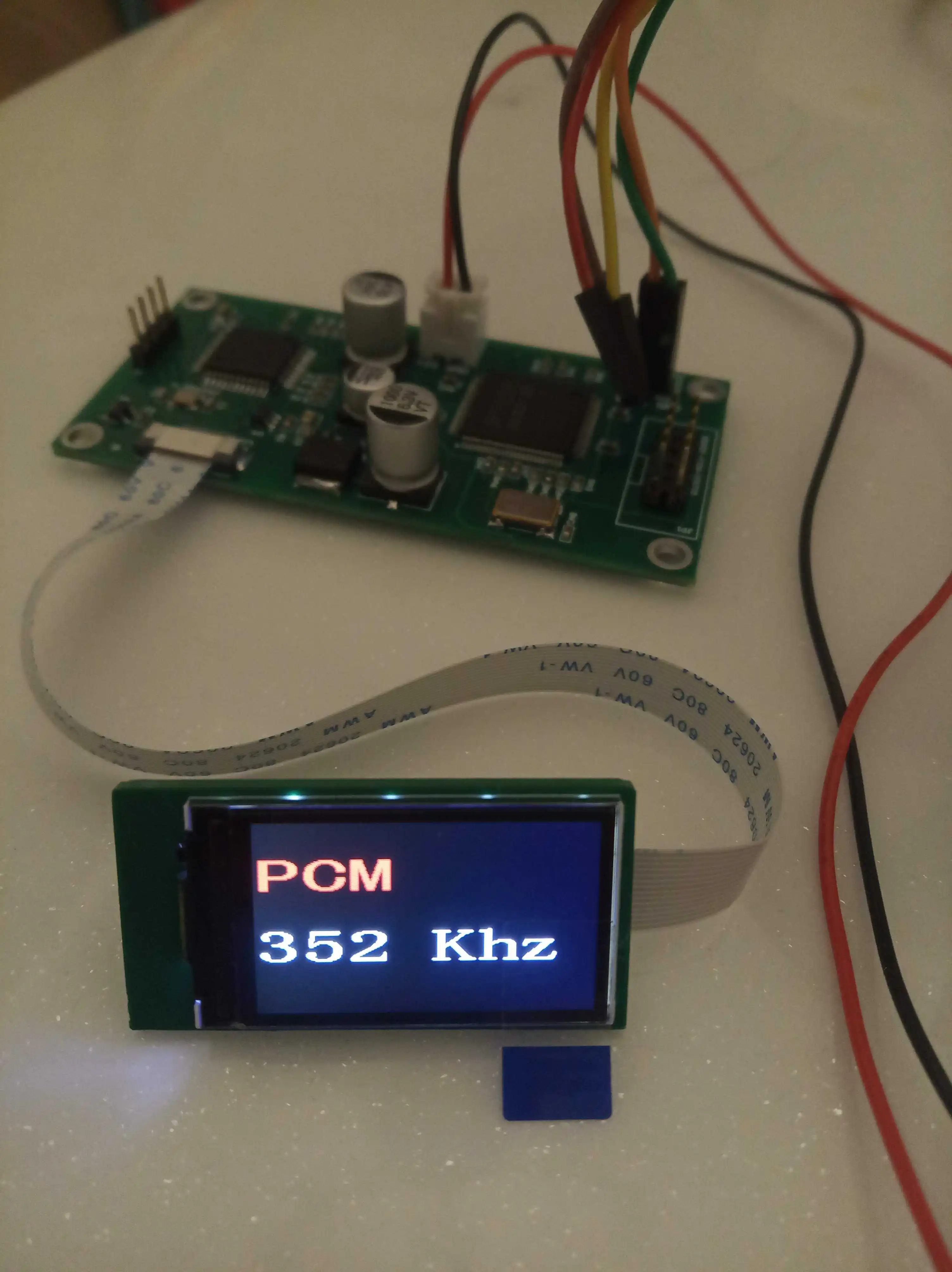 I2S lrck interface of audio sample rate display module