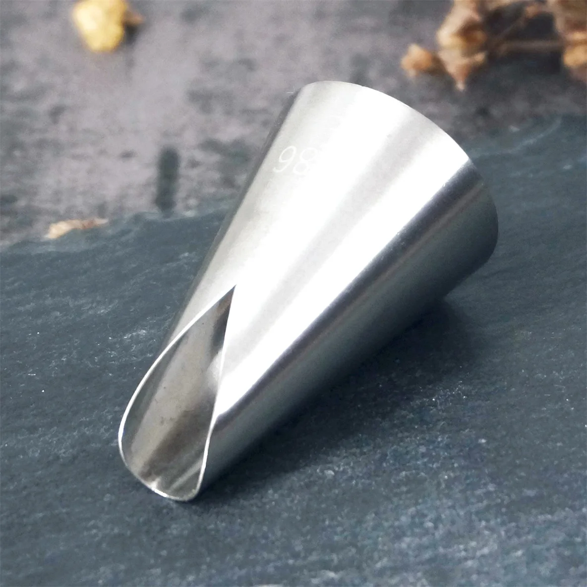 #686 Large Cake Decoration Tips Pastry Tools Metal Icing Piping Nozzles Stainless Steel Cupcake Cream Decor Kitchen Bakeware