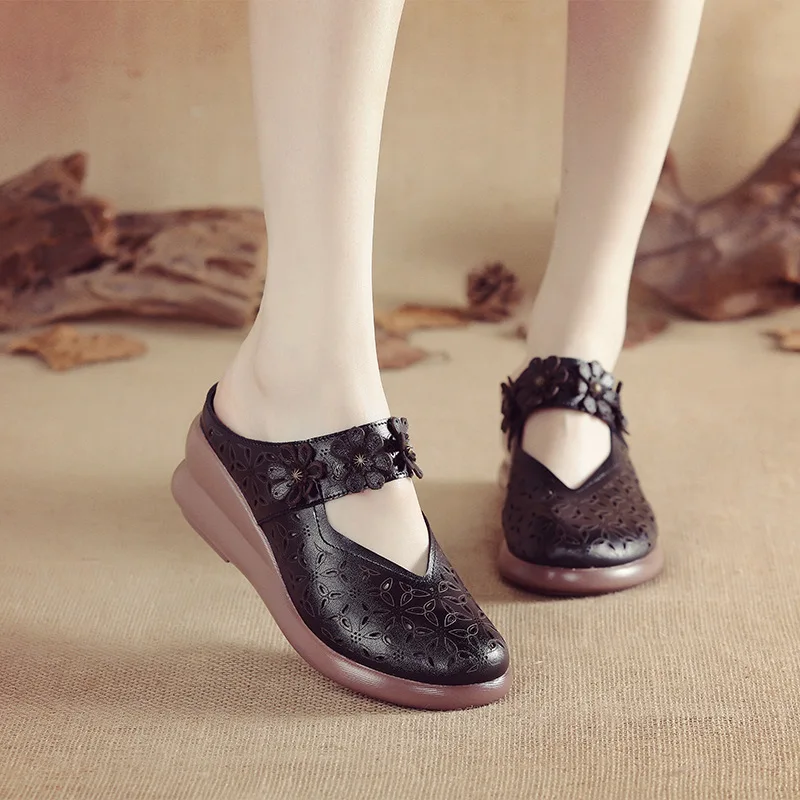 Genuine Leather Flat Shoes Women Sandals Casual Summer Slippers Women Shoes Hollow Out Handmade Flower Slippers