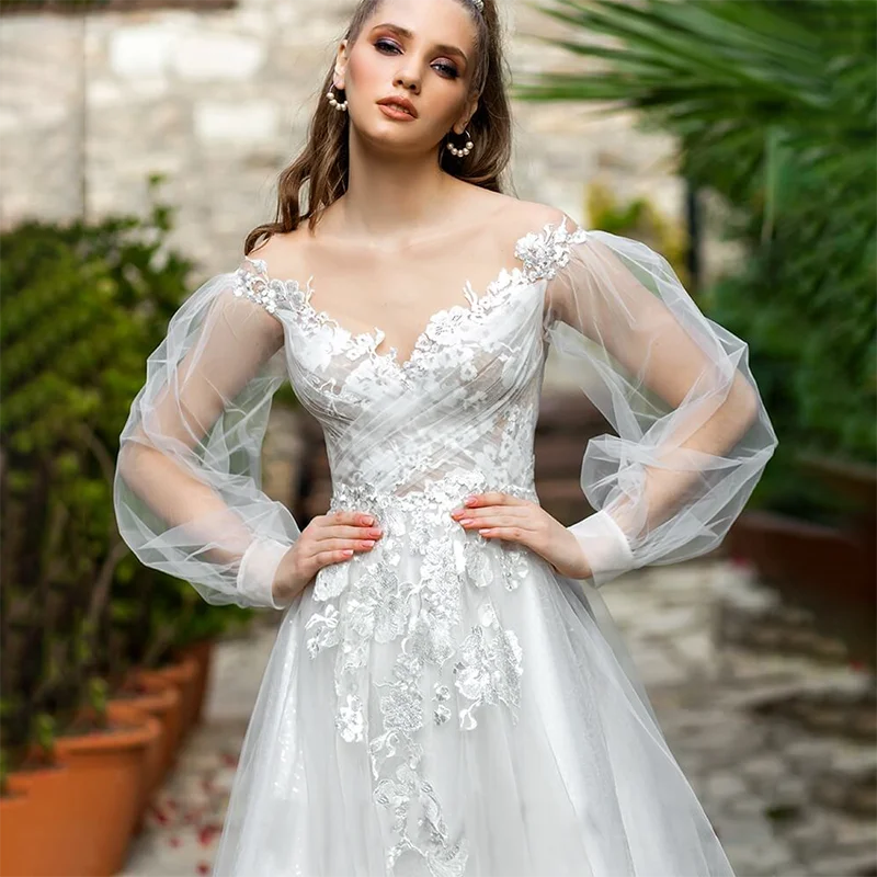 Gaun Pengantin Ruched Lengan Panjang Gembung Off Shoulder Buatan Khusus Renda Gemerlapan Tulle A Line Mutiara Ukuran Besar Gaun Pengantin Berlipat