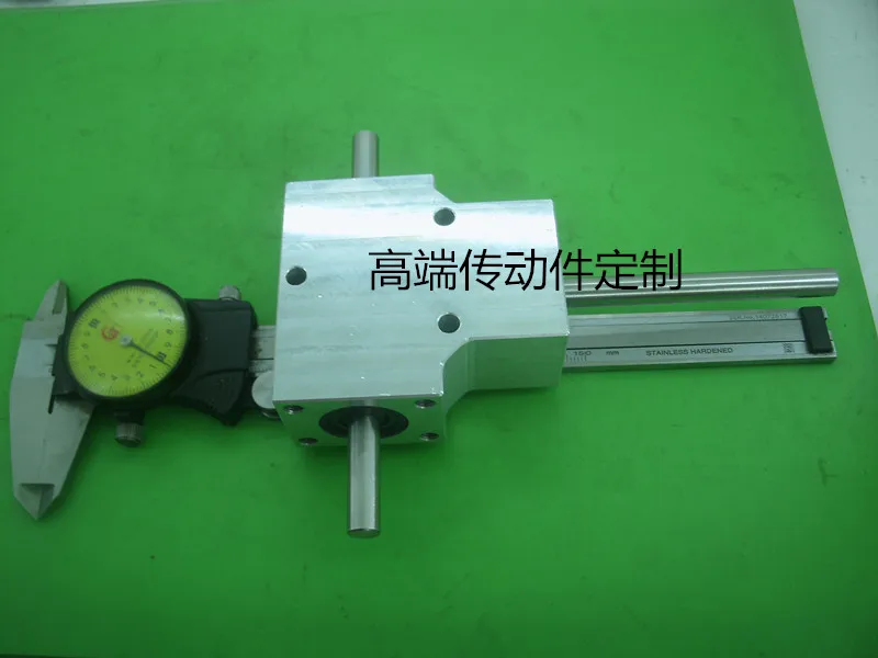 العلامة التجارية الجديدة الثقيلة دوامة صندوق التروس المخروطية 90 درجة الصياد المزدوج الناتج مقاوم للماء الألومنيوم الإسكان 1:1