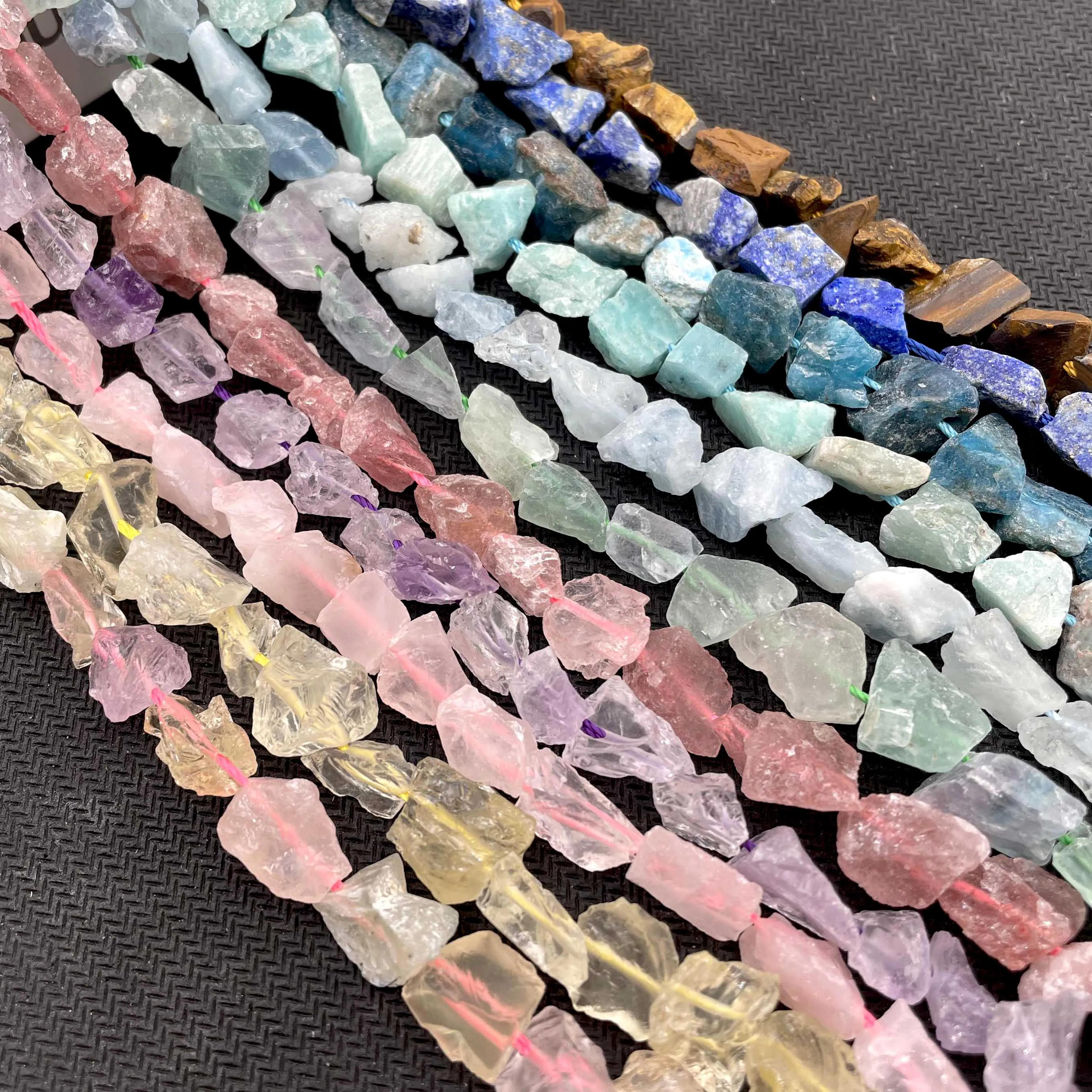 Natural Freeform Raw Stone Rough Fluorit Amethysts Amazonite Lapis Lazuli Smoky Crystal Nugget Mineral Beads DIY Bracelet