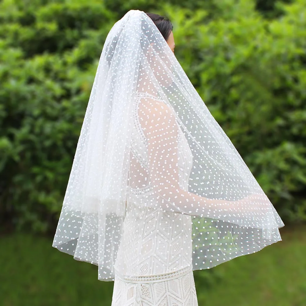 Echte Foto 2 Lagen Korte Bruiloft Sluier Met Dot Net Ivoor 2 T Bridal Veil Romantische Sluier Voor Bruid Bruiloft accessoires