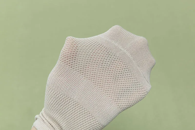 10 Paar Sommer-Herren-Mesh-Atmungsaktive Unsichtbare Socken, Modische Lässige Knöchel-Sport-Baumwollsocken, Schwarz-Weiße Socken für Männer – Detail 4