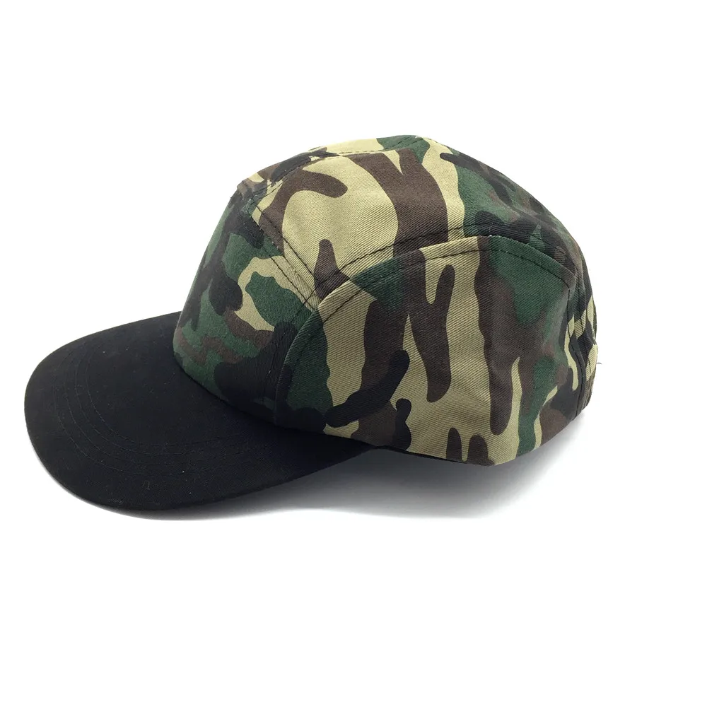 Women Men Camouflage 5 Panel Hip Hop Cap with Black Flat Peak Brim Unisex Camo Baseball Caps with PU Belt Buckle on the Back