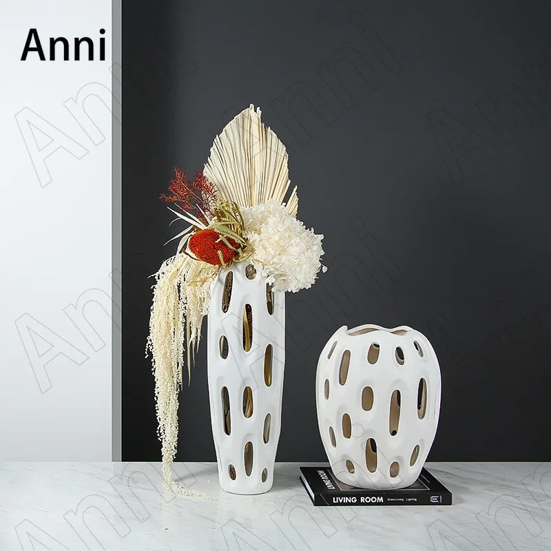 Creative Hollow Ceramic Vase European Modern Simple White Flower Pots Decorative Ornaments Living Room Desk Dried Flowers Vases