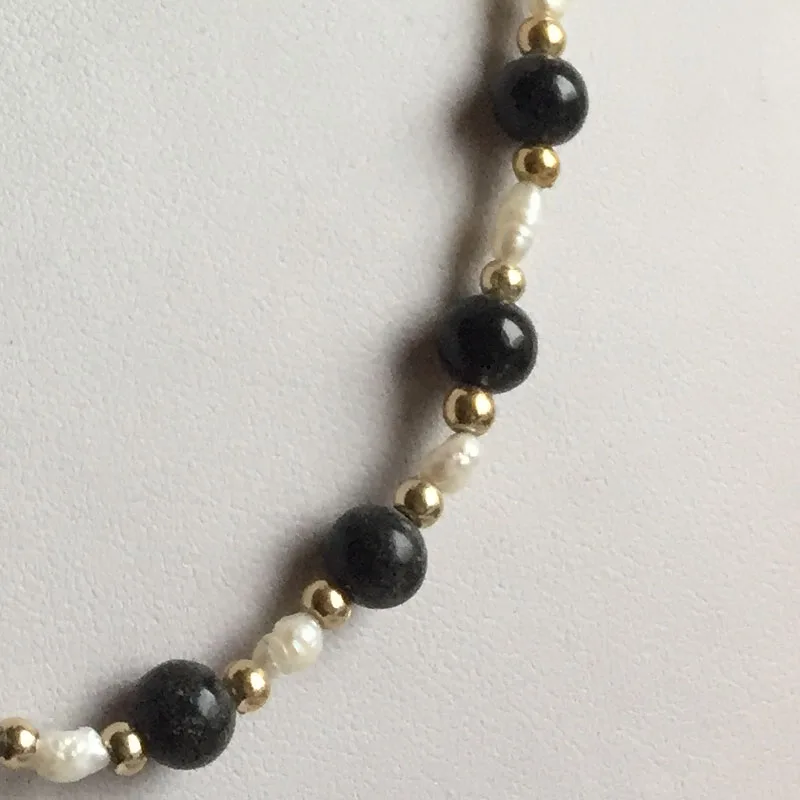 80cm Black Gemstone Pearl Sweater Chain Necklace Vintage Natural Stone Jewelry Noble Elegant Exquisite Beaded Choker Collier