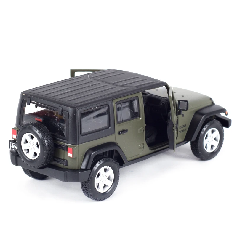 Maisto 1:24 2015 Jeep Wrangler Unlimited Off-road Vehicle Static Simulation Diecast Alloy Model Car