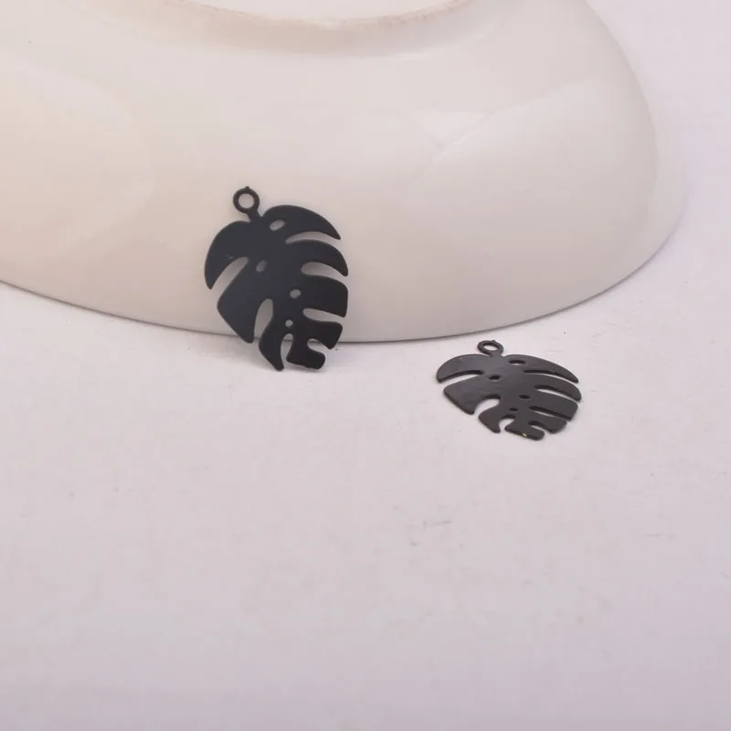 50 Stück AC10715 15mm*20mm Messing Pflanzen-Monstera-Blatt-Anhänger, bemalte Ohrring-Basis, Anhänger für DIY-Schmuckherstellung – Detail 6