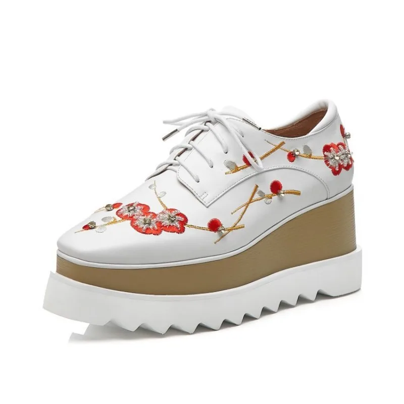 

Brand New Women Floral Embroidery Wedges Shoes Thick Platform Lace Up Casual Streetwear Creeper Genuine Leather Square Toe Shoes