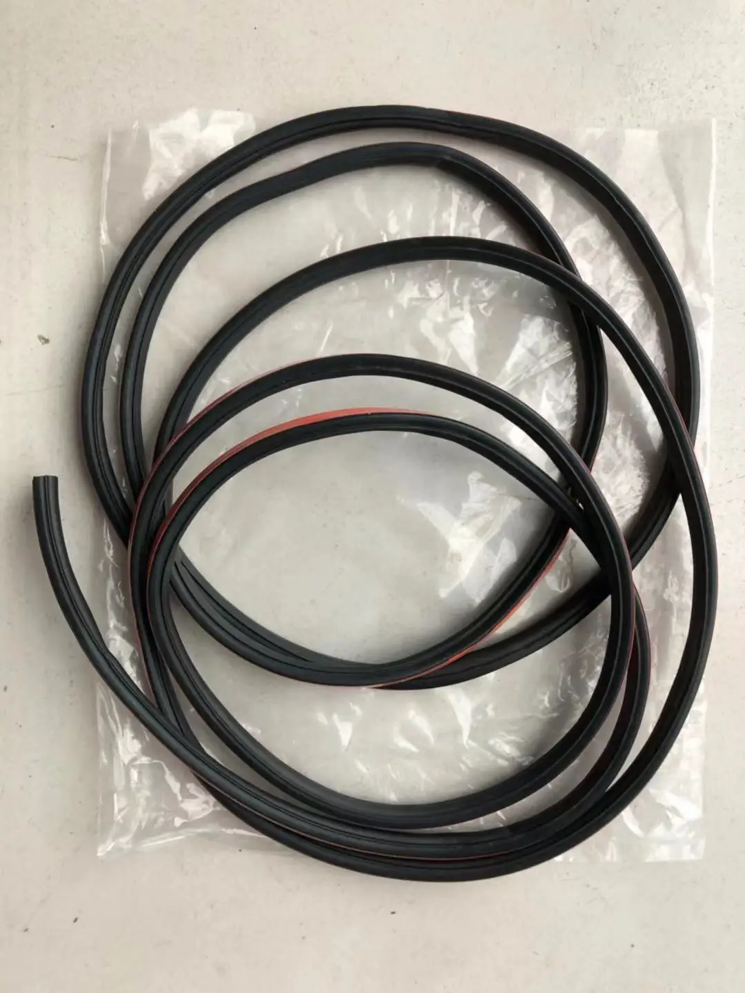 1pcs sunroof window rubber Seal for Chinese Chrysler 300C Auto car motor parts