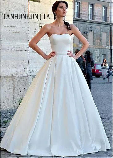 2024 New Arrival Strapless A-Line Wedding Dress Ruched Satin Gowns Floor Length Bridal Dress Lace up Vestidos De Noiva