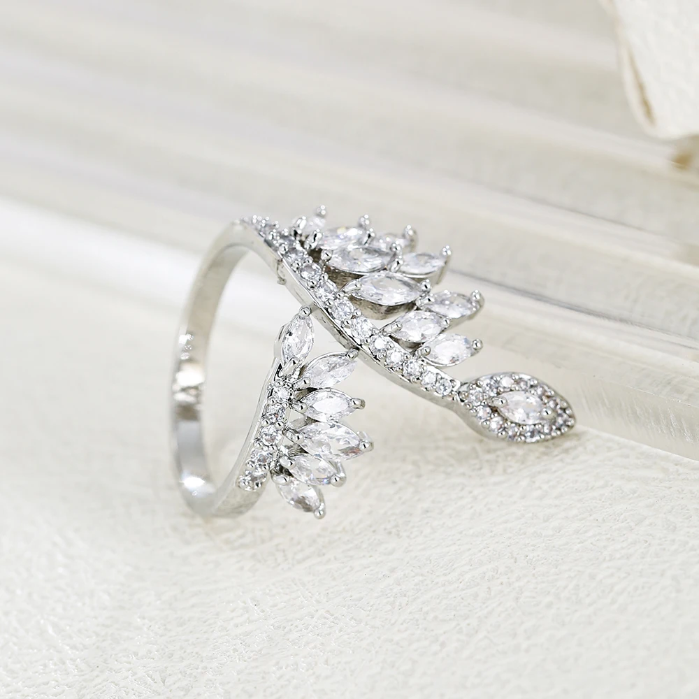 Emmaya Hot Sale Cubic Zircon Fascinating Design Ring Adjustable For Female Noble Banquet Shiny Dress-Up FIne Jewelry