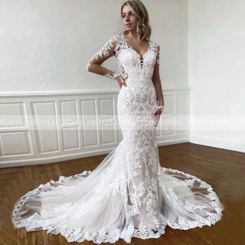 Sexy V-neck Long Sleeves Mermaid Wedding Dress Champagne Tulle Lace Appliques Wedding Gown See Through Buttons Back Bridal Dress