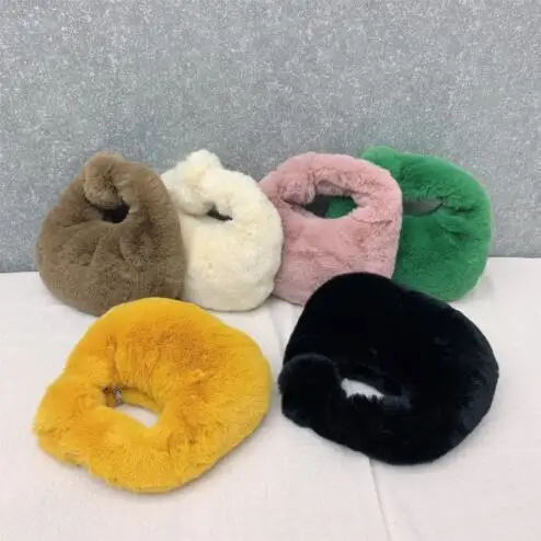 Fur Women's Small Half Moon Bag Luxury Warm Plush Wrist Bags for Women Fashion Furry Short Handle Clutch Cut Ladies Handbag