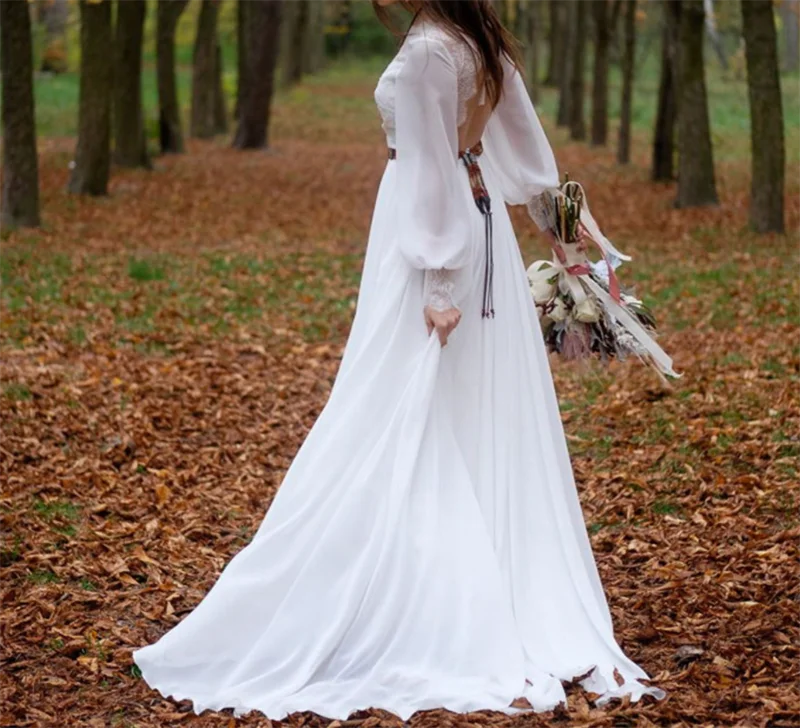 Vestido de boda de cola y cuello de barco, manga larga nupcial, corte en A, corte de encaje, Espalda descubierta, romántico