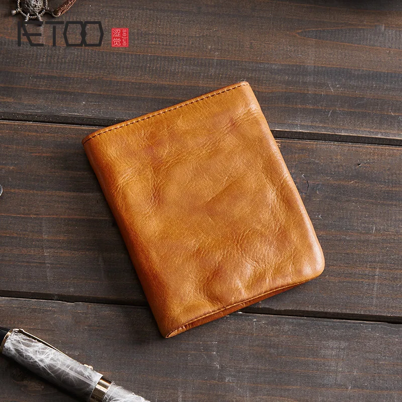 AETOO Ultra-thin men's short wallet, youth simple retro cowhide wallet, women's leather soft vertical wallet