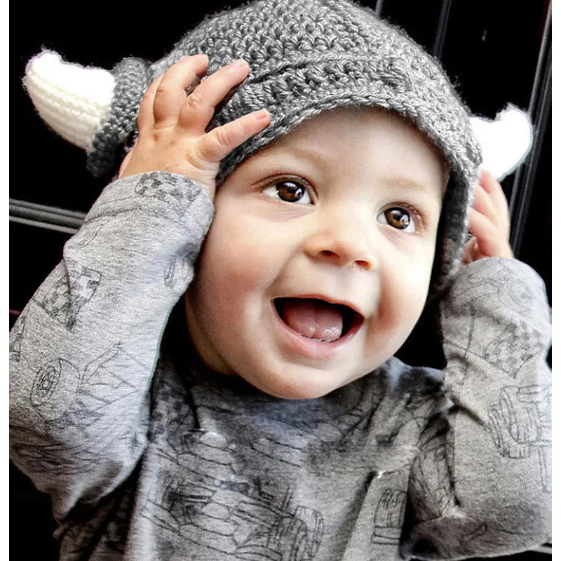 Funny Handmade Baby Kids Bonnet Crochet Winter Hat Cartoon Children Toddler Viking Horns Knitted Hat Xmas Gift