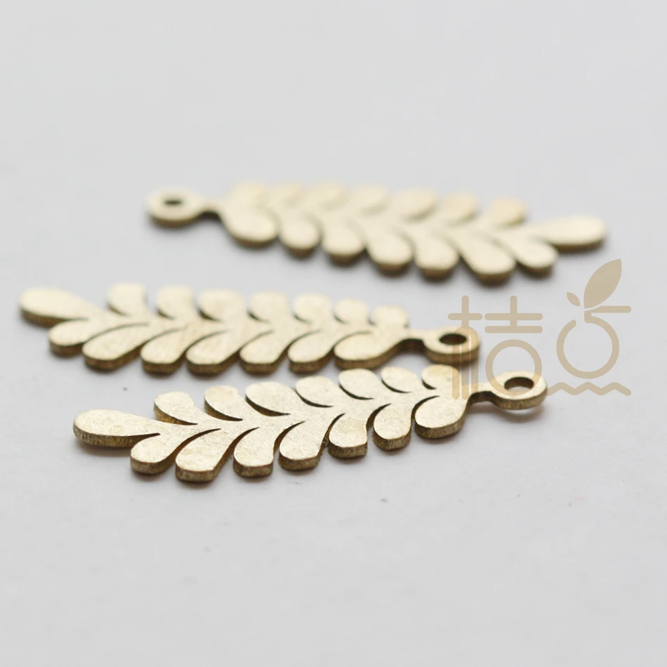 4 Pieces Laser Cut Solid Raw Brass Charm - Leaf 21x7mm (4521C)