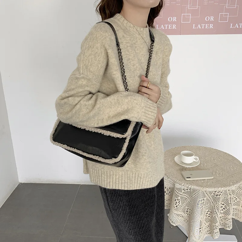 Fashion Imitation Lamb Wool Women Shoulder Bags Designer Handbags Luxury Faux Fur Messenger Bag Capacity Totes Warm Purses