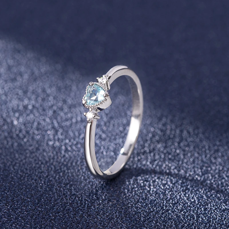 Fashion Women Rings 925 Silver Jewelry Heart Shape Blue Zircon Gemstone Finger Ring for Wedding Engagement Party Gift Ornaments