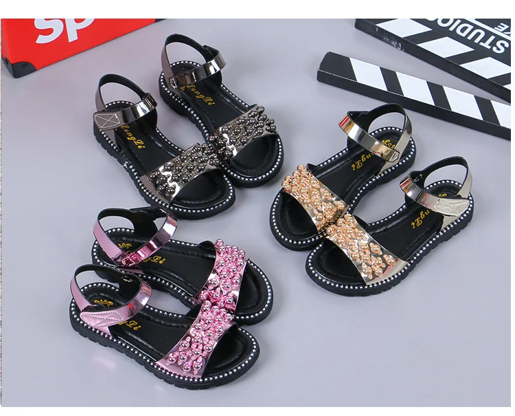 Girls summer pearls sandals 2021 new Korean version children\'s student beading princess beach shoes 5 6 7 8 9 10 11 12 Years old