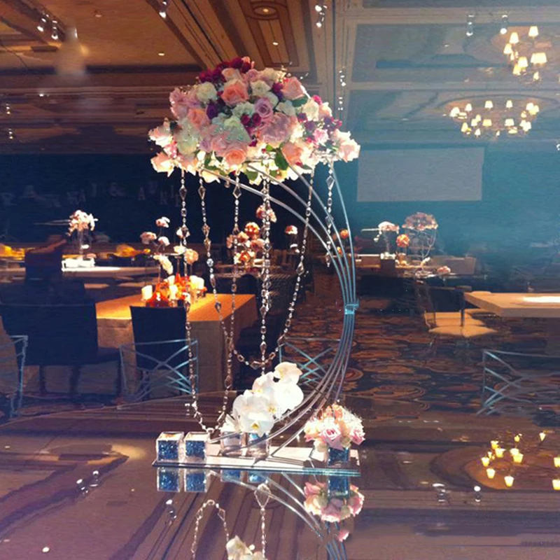 

5PCS Gold Flower Stand 82CM/ 32.3" Tall Metal Road Lead Wedding Centerpiece Flowers Rack For Event Party Home Decoration