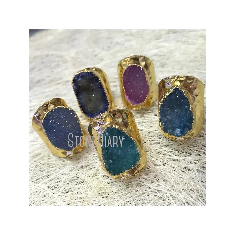 

RM342 5Pcs Designer Random Color Agates Druzy Ring Pure Gold Color Free Form Ring For Sale Adjustable